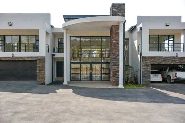 6 Bedroom Property in Hilton Gardens, Hilton