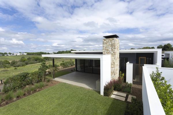 3 Bedroom Property in The Avenues, Hilton